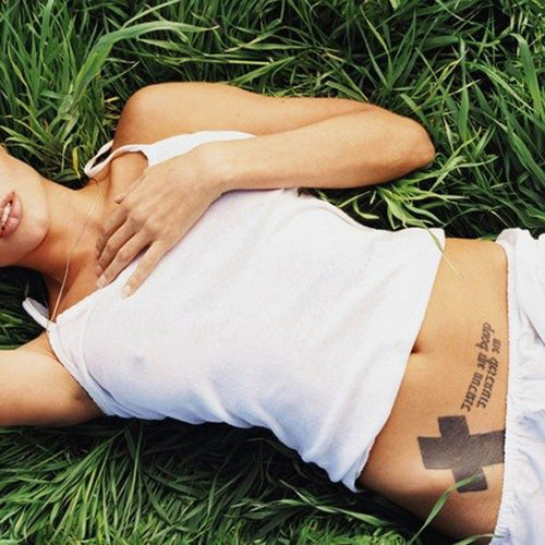 5 Angelina Jolie belly tattoo