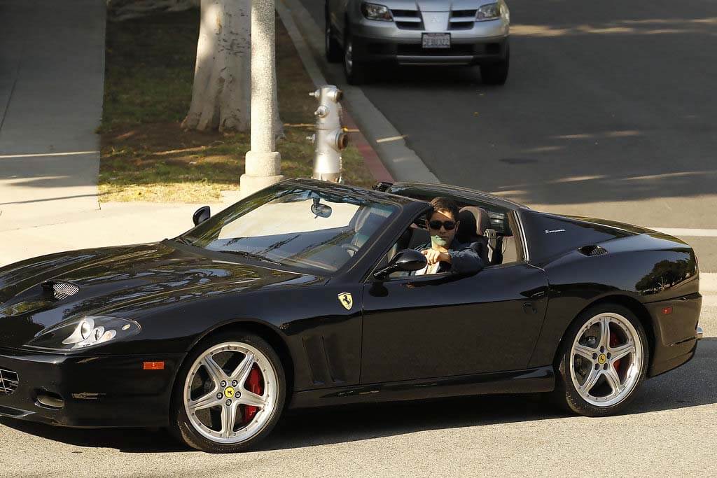 Adrian Grenier in Ferrari Superamerica