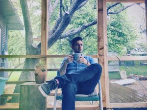 What is Adrian Grenier’s Net Worth in 2023 - Creeto