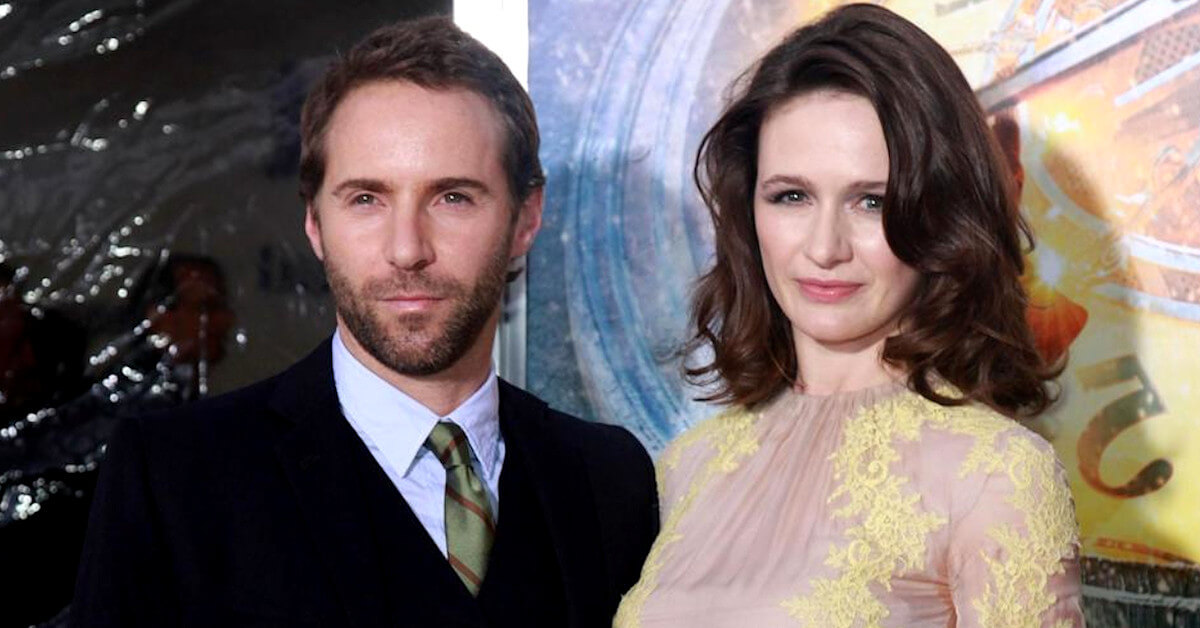 Alessandro Nivola wife Emily Mortimer