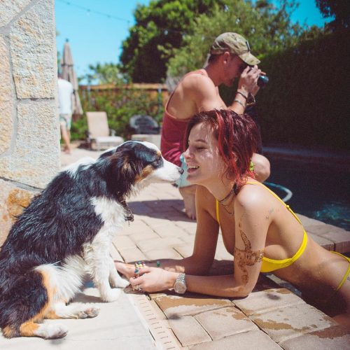 Bella Thorne posted a photo with her dog, which she named Tampon.