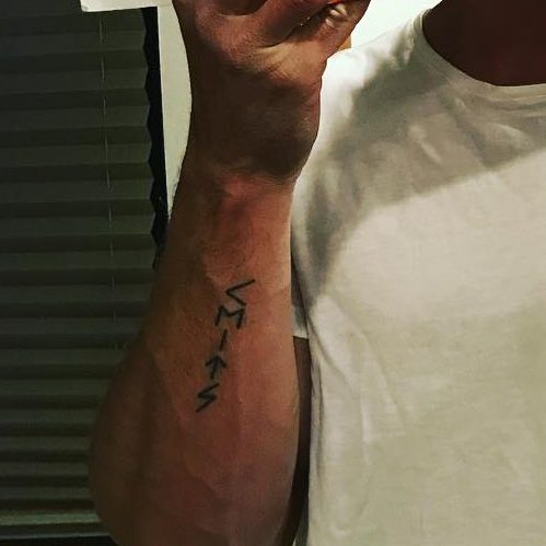 Chris Hemsworth tattoo1
