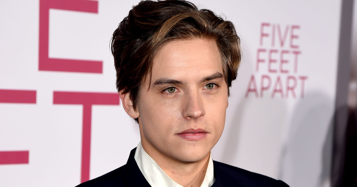 cole-sprouse-height-age-net-worth-facts-girlfriend-creeto