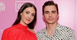 Dave Franco and Alison Brie love story