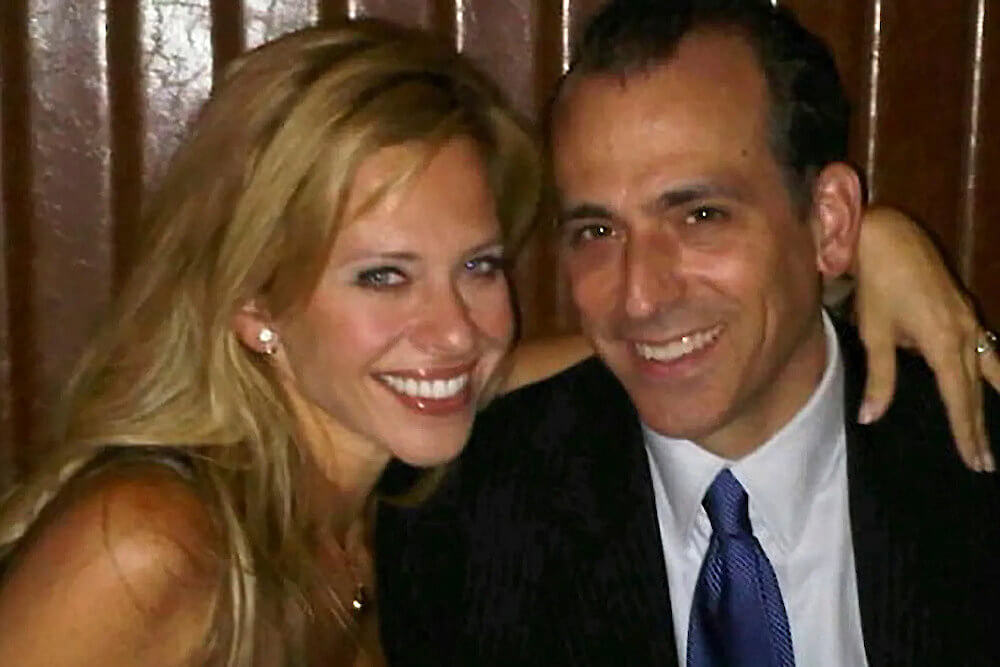 dina manzo and tommy        
        <figure class=