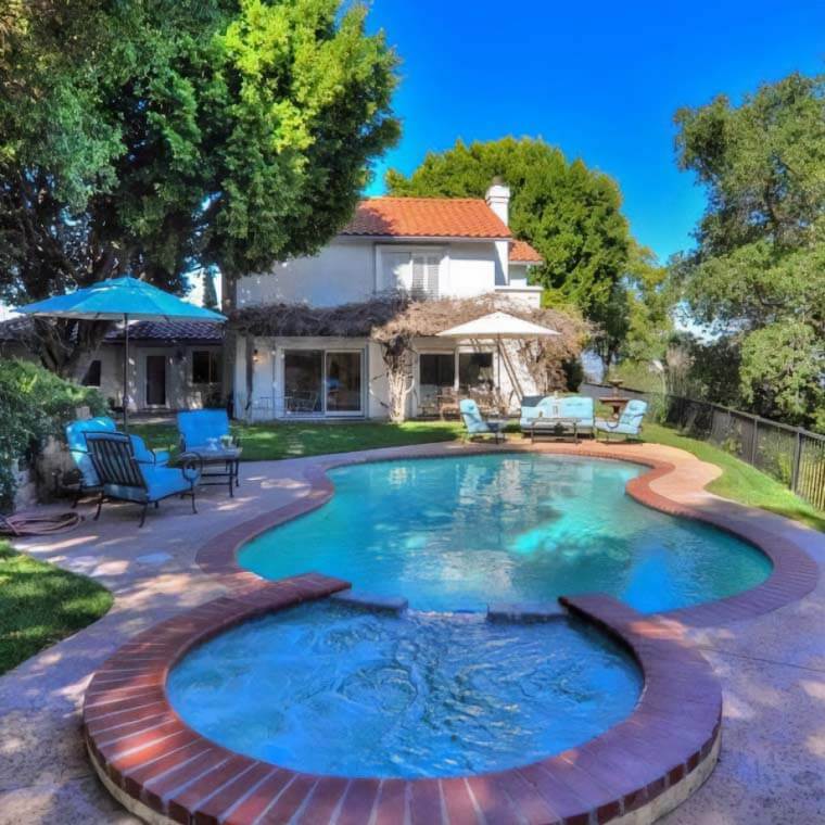 Elle Fanning’s parents Studio City estate