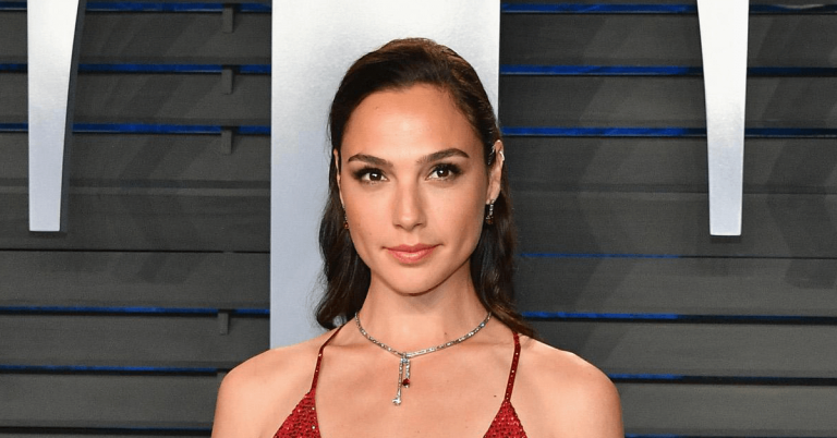 Gal Gadot Height Age Bio Net Worth Creeto She appears predominantly in hollywood films. gal gadot height age bio net worth