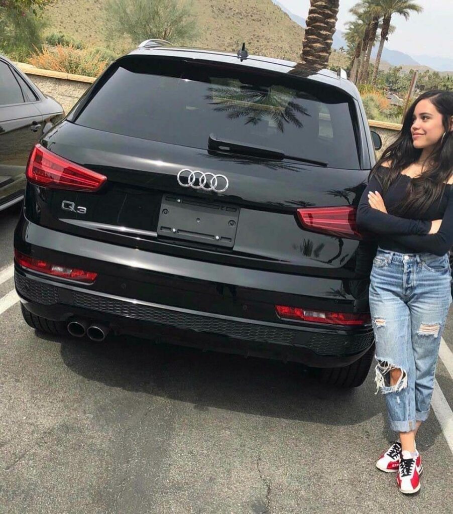 Jenna Ortega's Audi Q3