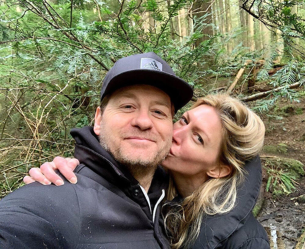 Jes Macallan and current husband Nicholas Bishop