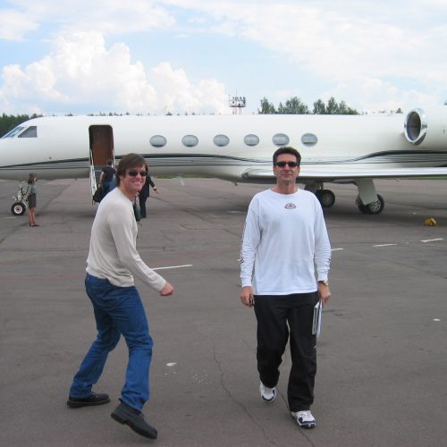 Jim Carrey has a plane