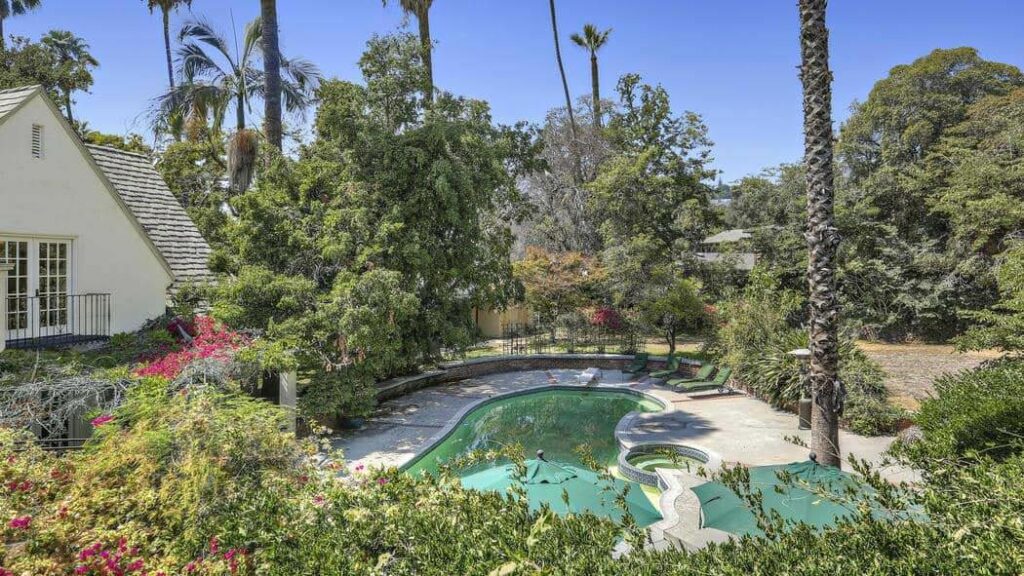 Kristen Bell's home in Laughlin Park, Los Angeles