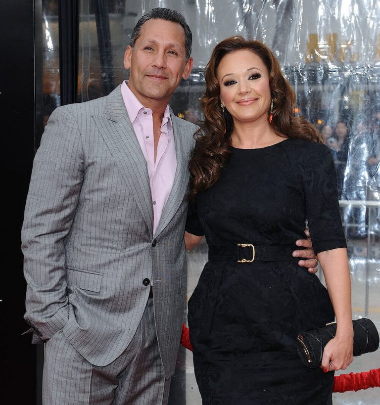 Leah Remini Husband: Relationship Detail With Angelo Pagan - Creeto