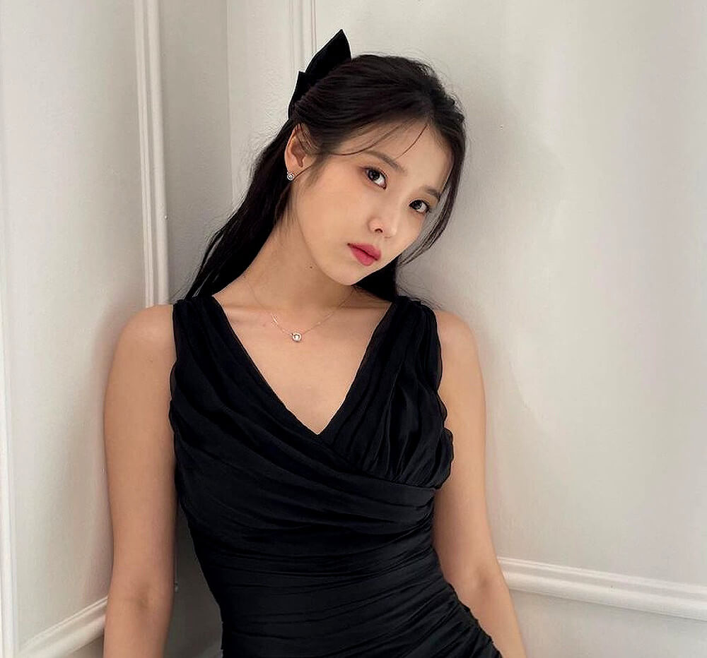 Lee Ji-eun IU Instagram