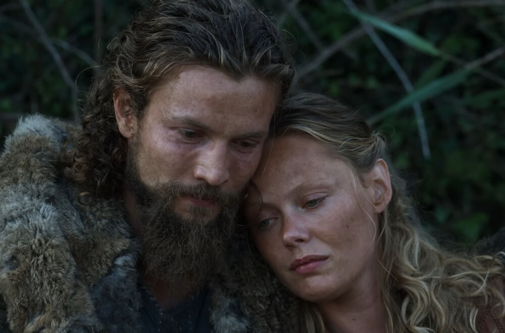 Leo Suter amd Frida Gustavsson as Harald & Freydis