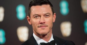 Luke Evans Bio, Height & Age