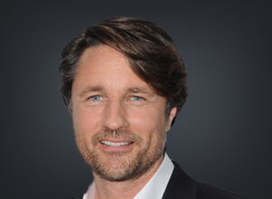 Martin Henderson