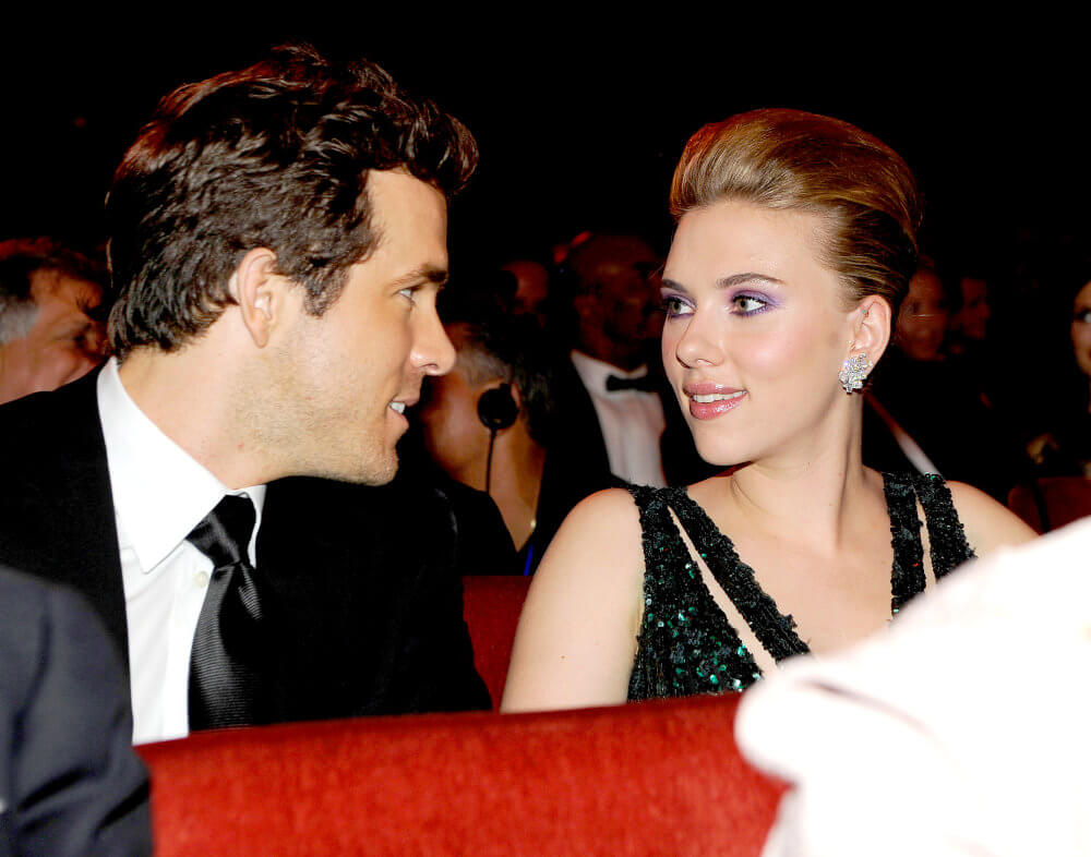 Scarlett Johansson with her first husband Ryan Reynolds