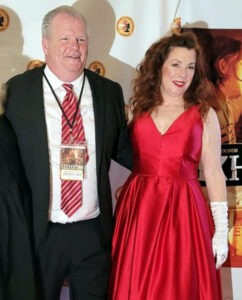 Siobhan Fallon Hogan and Her Husband Are the Epitome of Couple Who