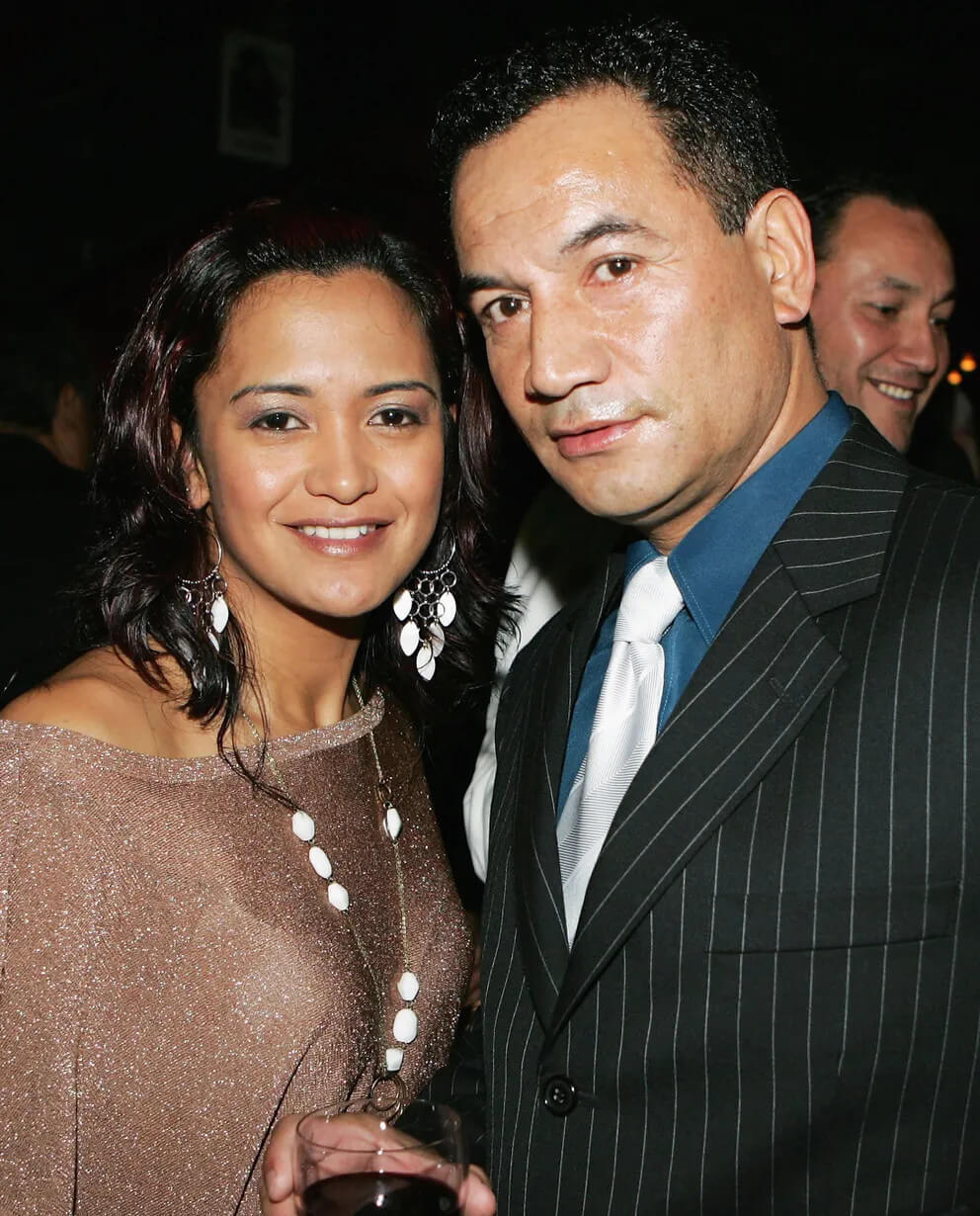 Temuera Morrisons Marriage With His 25 Years Younger Wife Raised Some Eyebrow But He Pays No 6872