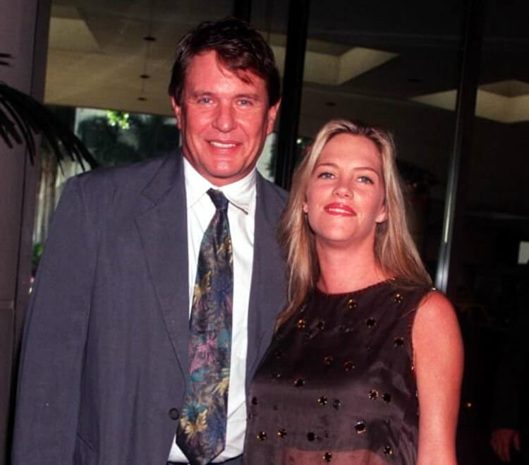 Tom Berenger third wife Patricia Alvaran