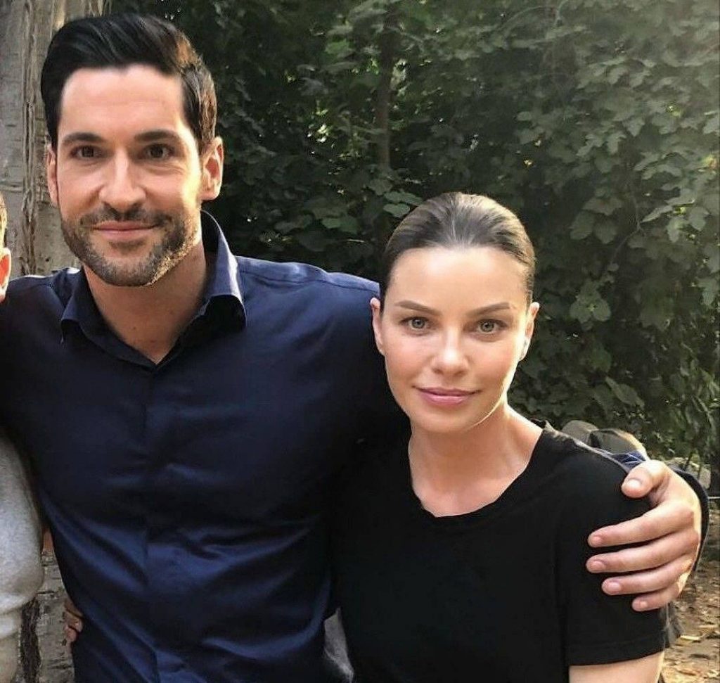 Tom Ellis and his co-star Lauren German