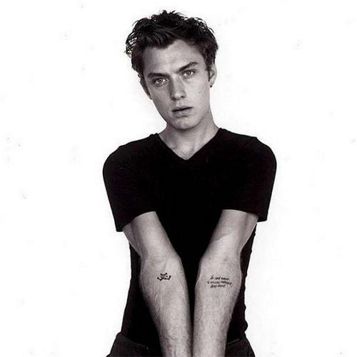 Jude Law arms tattoos